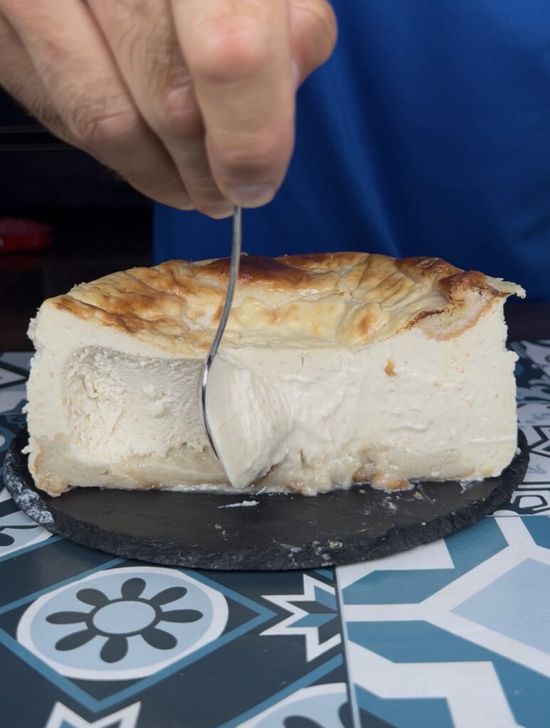 Tarta de horchata y fartons